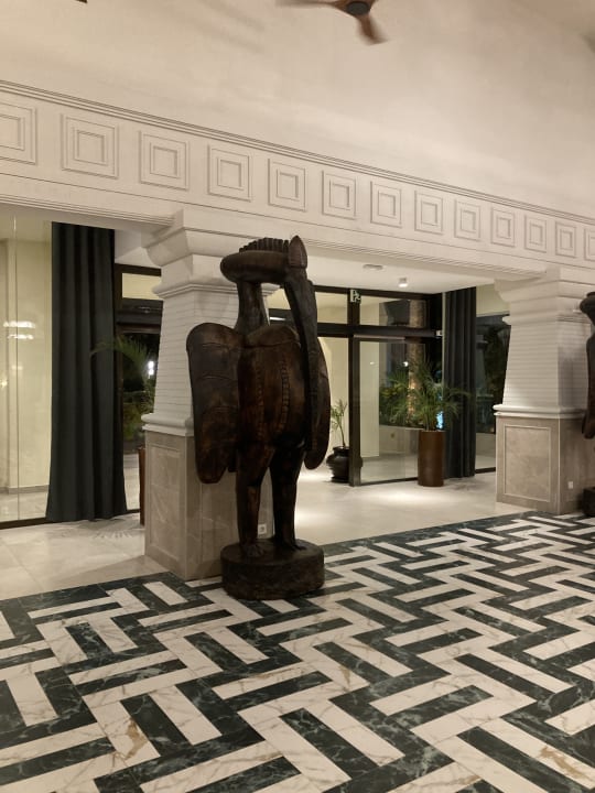Lobby Hotel Riu Karamboa