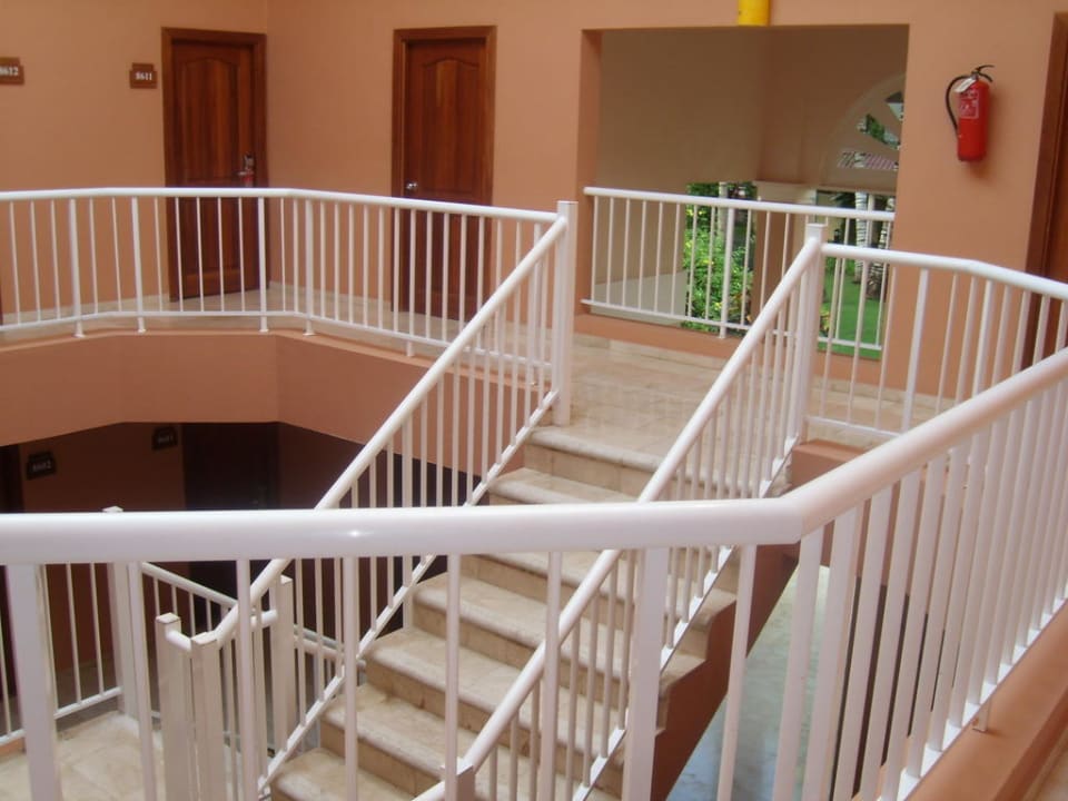 Treppen vor dem Zimmer Hotel Grand Palladium Palace Resort, Spa & Casino