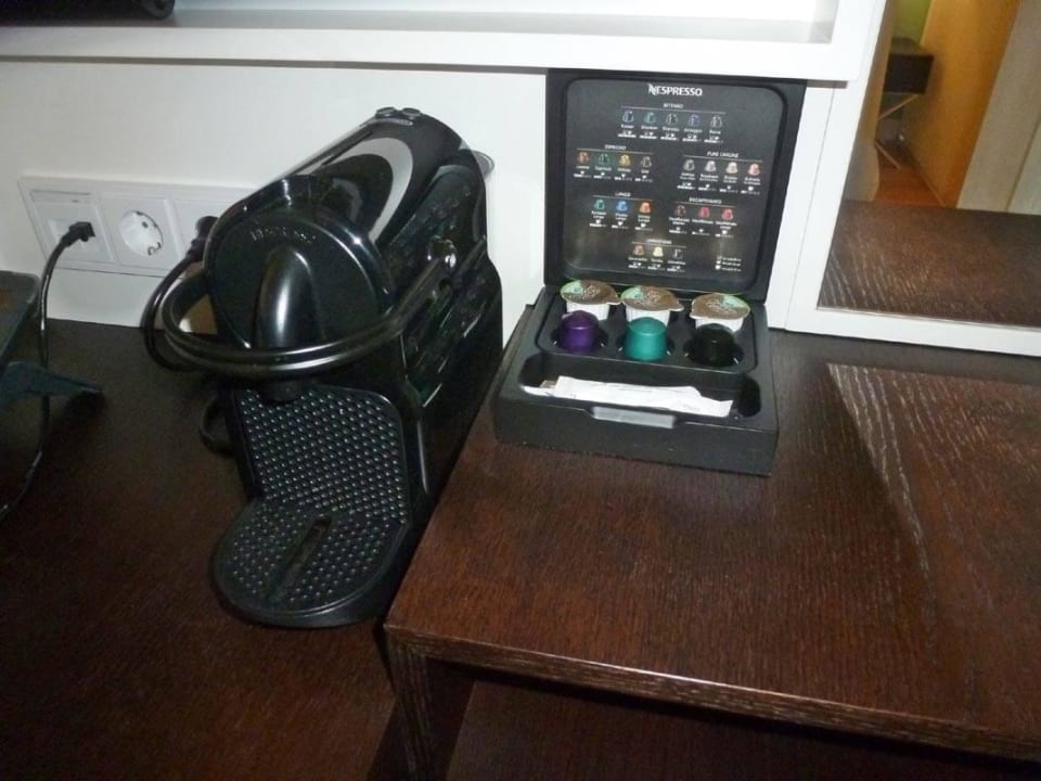Nespresso-Maschine im Zimmer Falkensteiner Hotel & Spa Jesolo