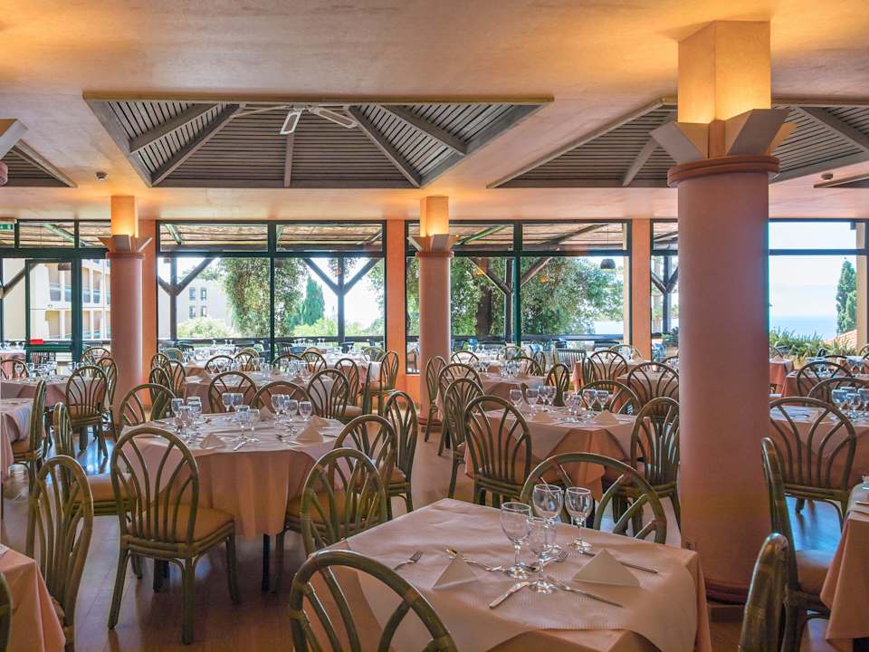 Gastro Hotel Dom Pedro Garajau