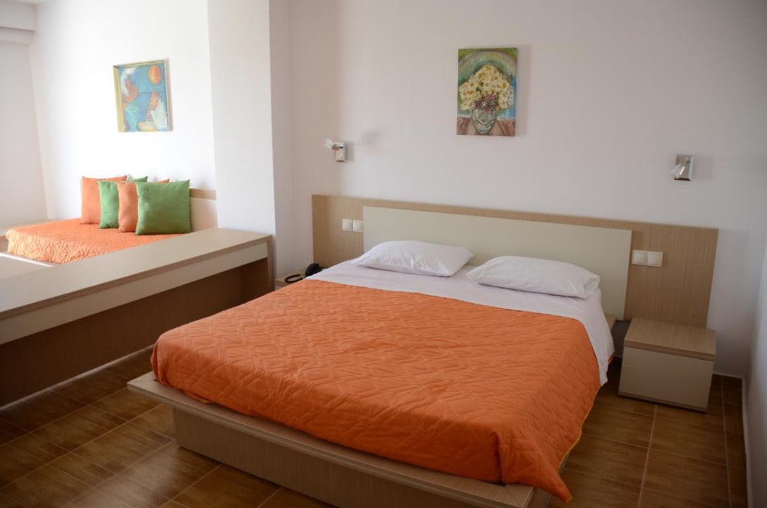 Unser  Zimmer Ekaterini Hotel