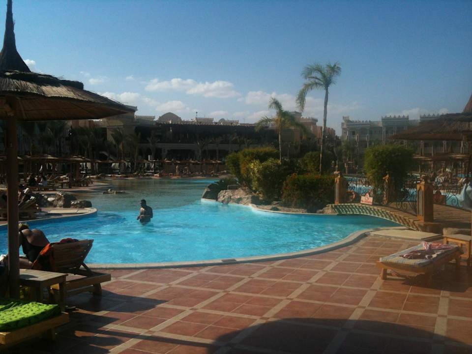 Teil der gigantischen Poolanlage Pickalbatros Palace Resort