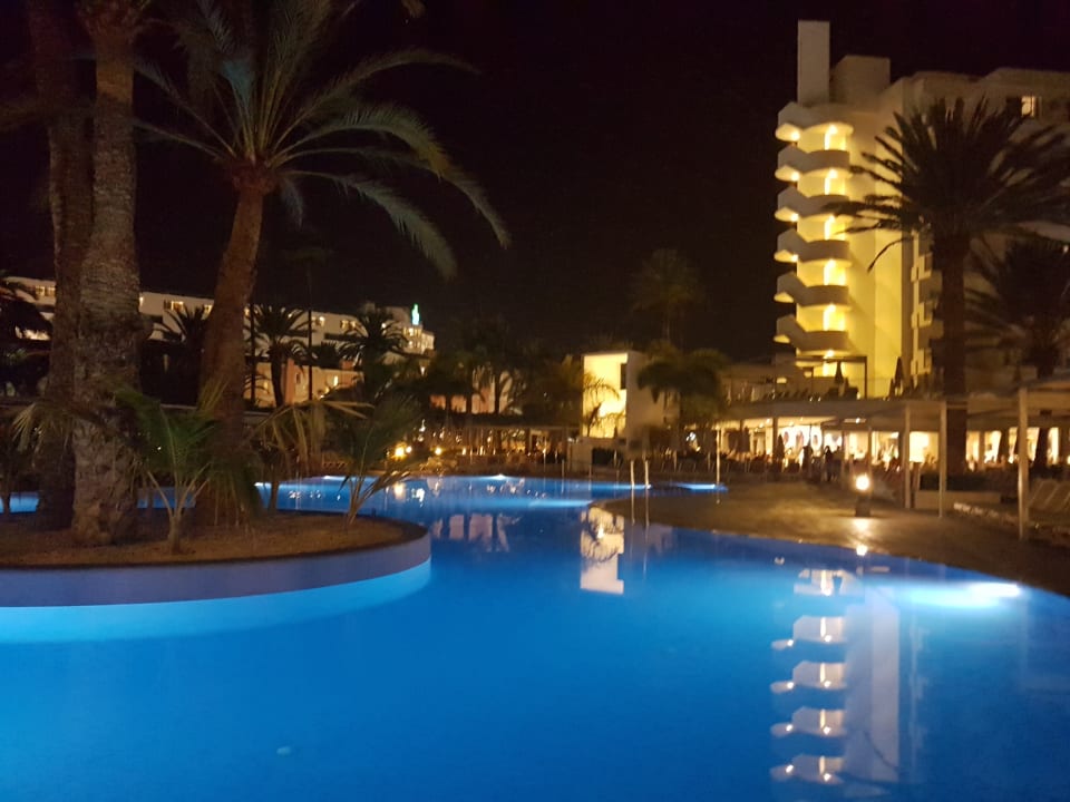 Pool Hotel Riu Papayas