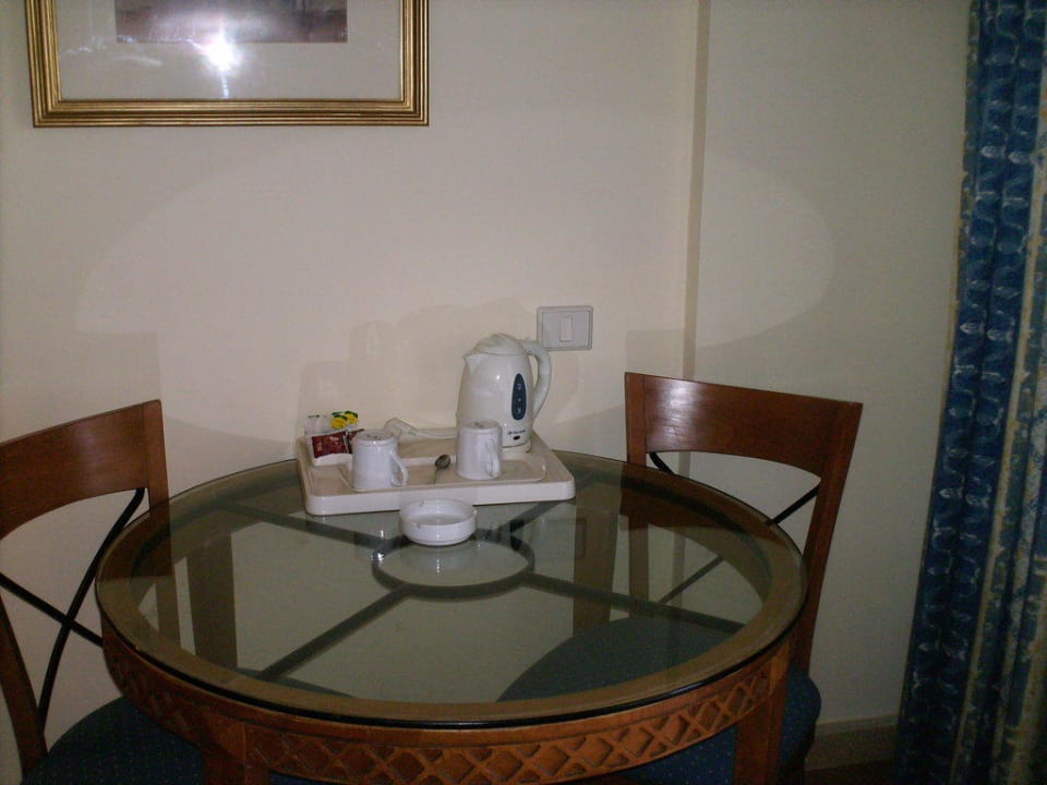 Tisch im Zimmer Old Palace Resort Sahl Hasheesh