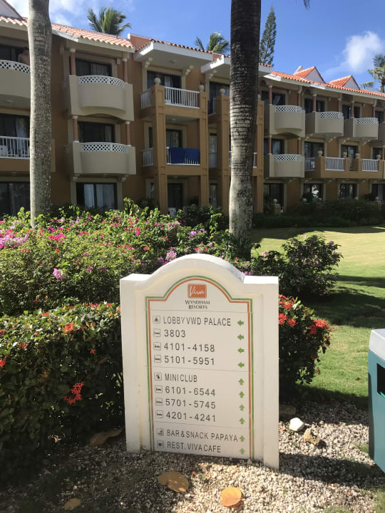 Außenansicht Hotel Viva Dominicus Palace by Wyndham-All Inclusive Resort