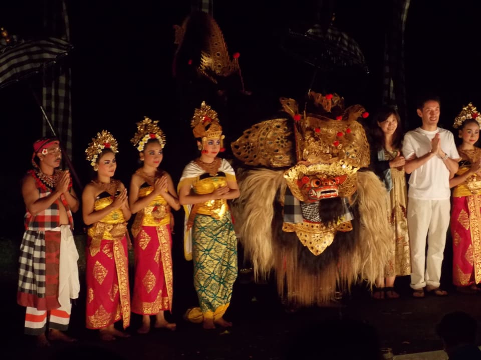 Barong Dance Veranstaltung Maya Ubud Resort & Spa Bali