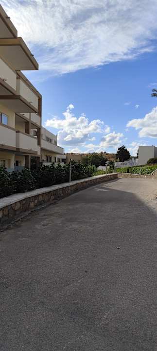 Außenansicht alltoura Club Hotel Kiotari Miraluna