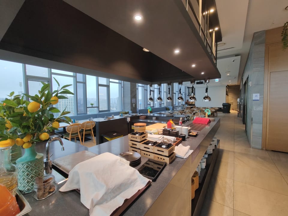Gastro Novotel Ambassador Seoul Dongdaemun Hotels & Residences