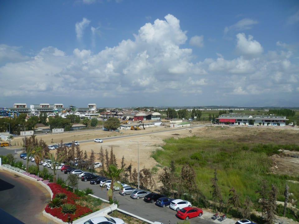Ausblick LowCost Zimmer Port Nature Luxury Resort & Spa
