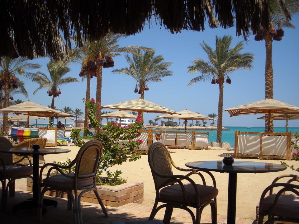 Blick Beachbar zum Strand Continental Hotel Hurghada