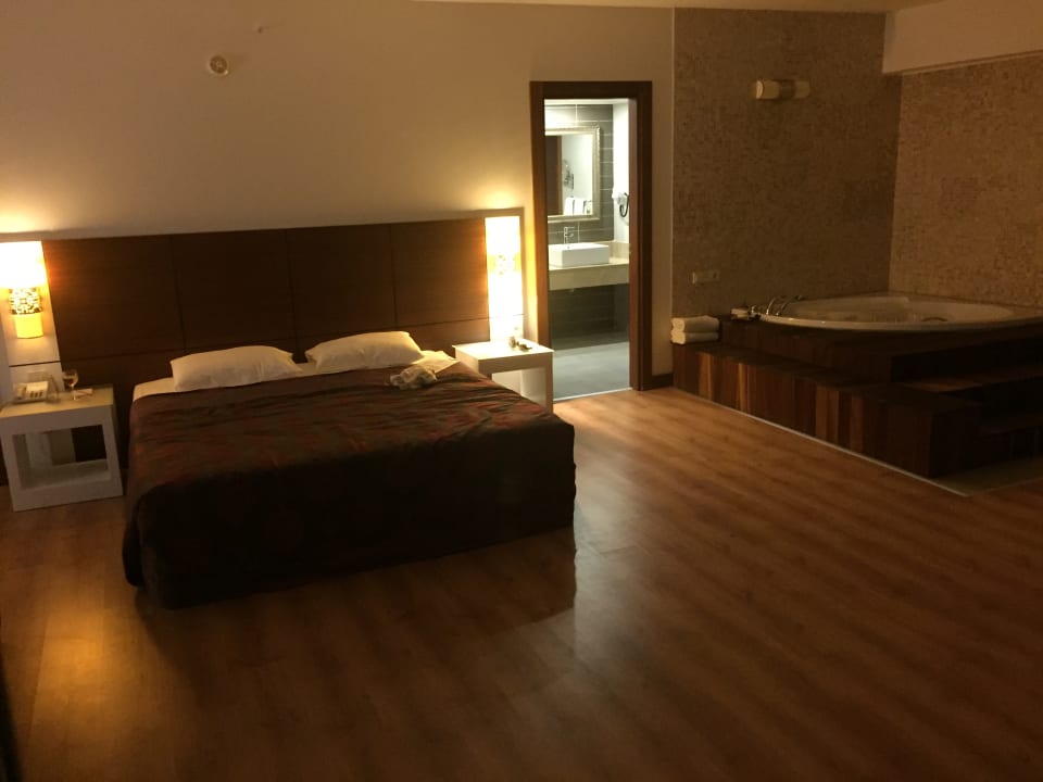 Zimmer Seaden Sea World Resort & Spa