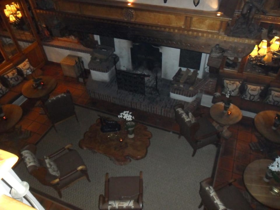 Blick runter zum Kamin Relais Chateaux Jagdhof Glashütte