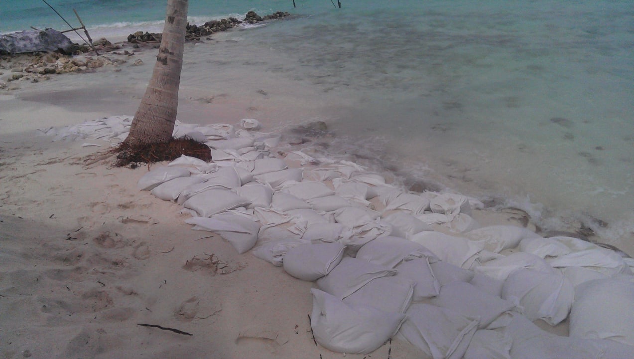 Strand Centara Ras Fushi Resort & Spa Maldives