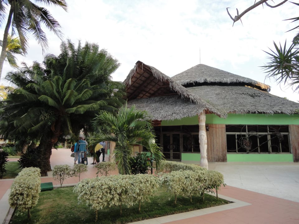 Außenansicht Hotel Los Caneyes