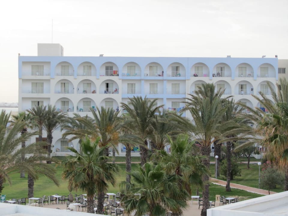 Blick auf den neueren Teil des Hotels El Mehdi Beach Resort