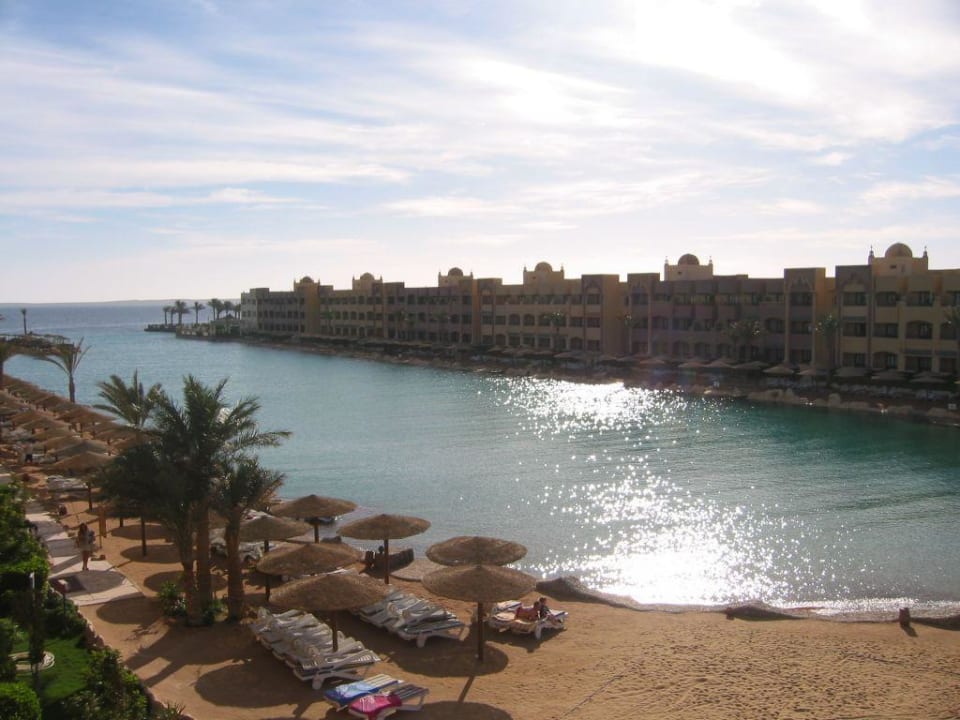 Bucht Sunny Days El Palacio Resort & Spa