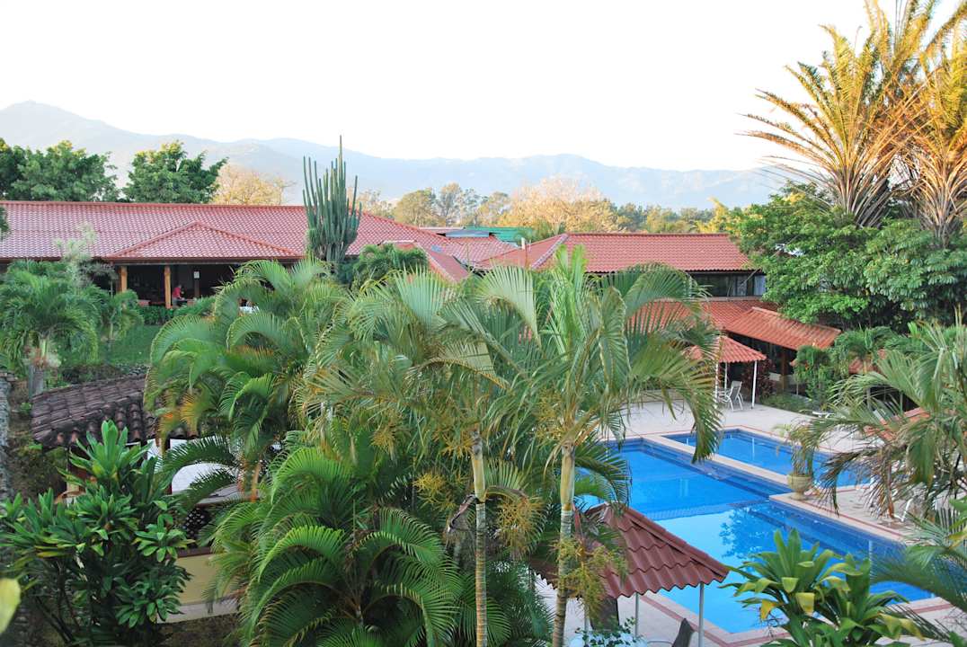 Blick auf Pool, hinten Restaurant Hotel Country Inn & Suites By Carlson, San Jose