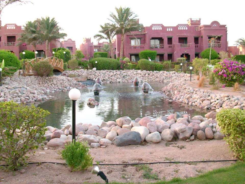 Bachanlage im Hotel Charmillion Sea Life Resort