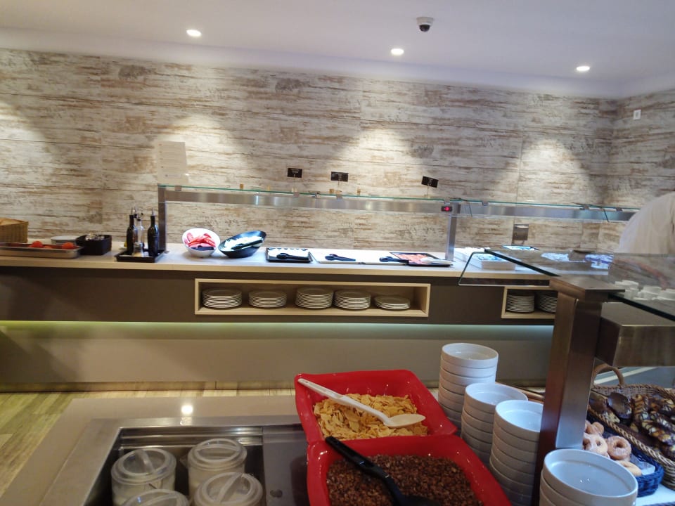 Gastro California Apartments