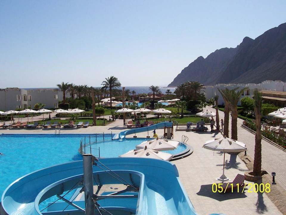 Anlage vom zweiten Pool aus Happy Life Village