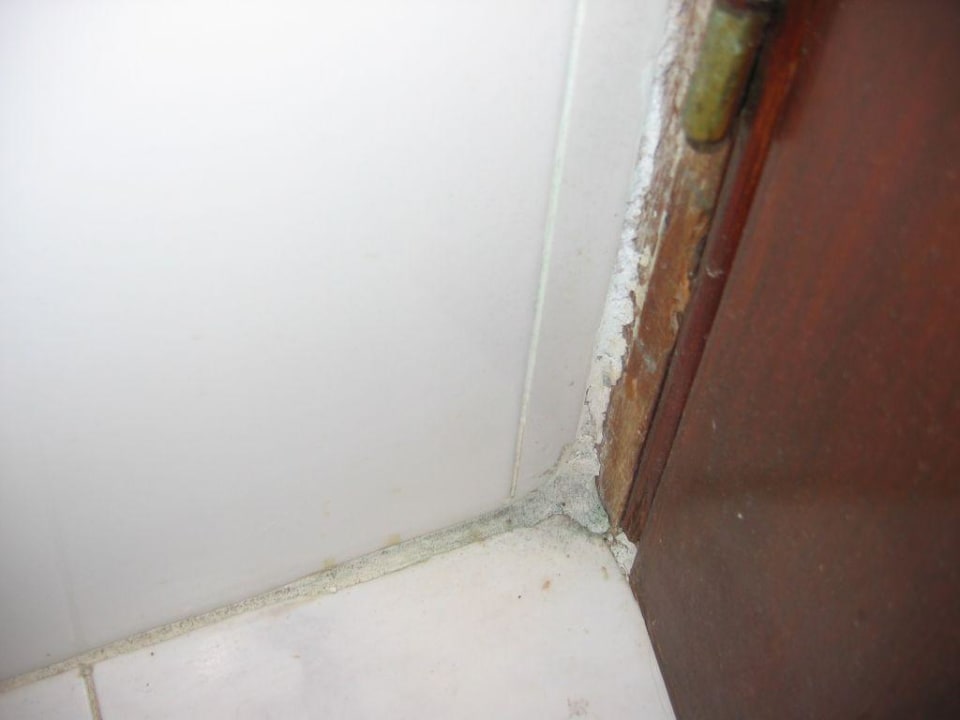 Schimmel im Bad Lotus Bay Beach Resort