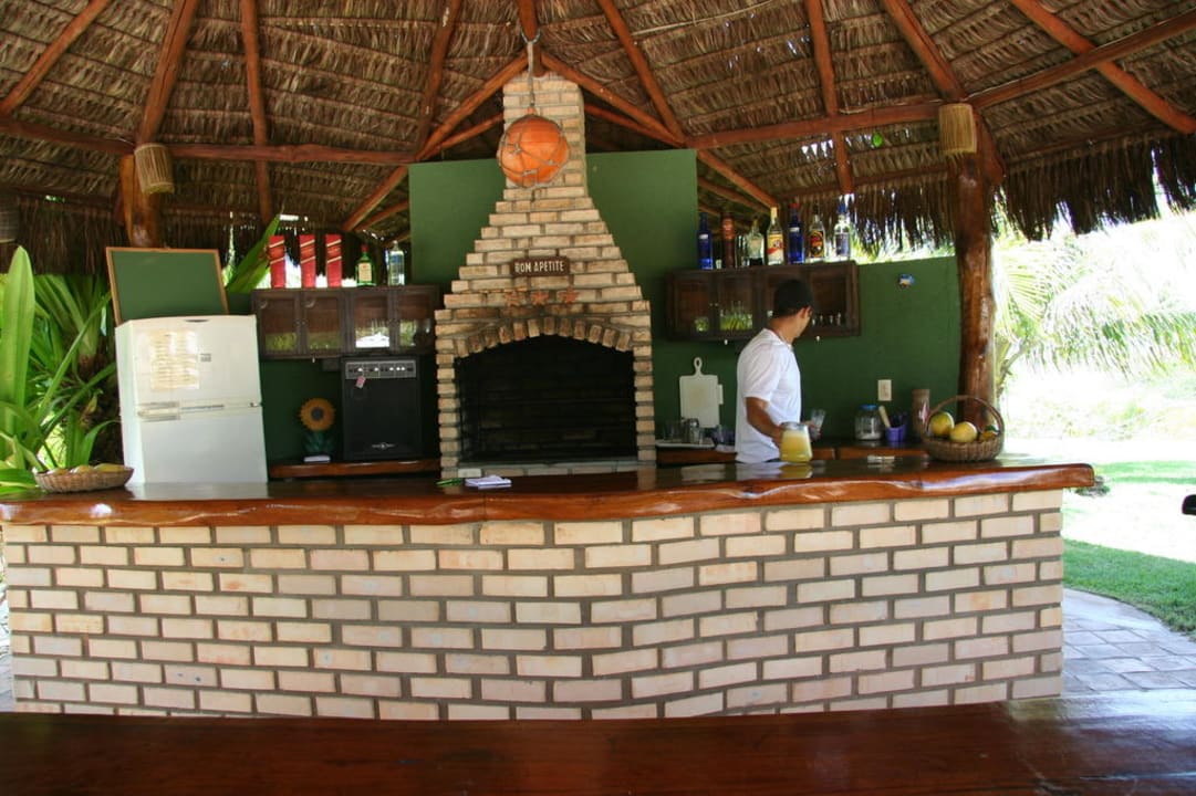 Bar, Grill, Servicekraft, alles vorhanden Hotel Estrela do Mar Resort