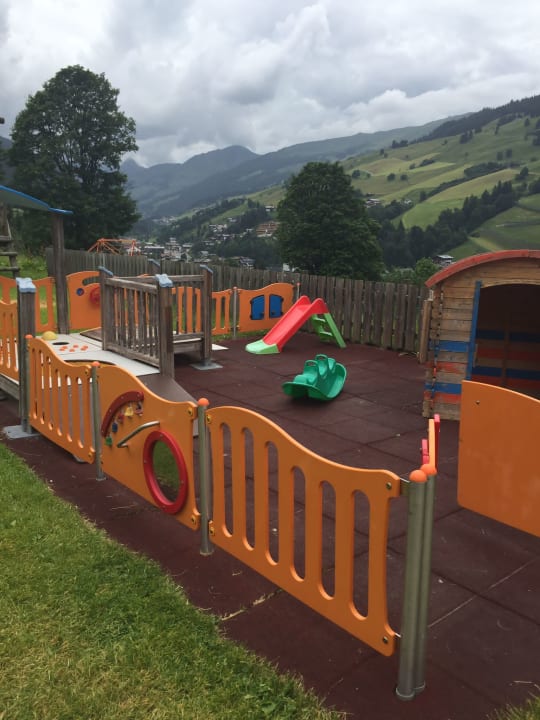 Sport & Freizeit Ellmauhof - das Generationenresort