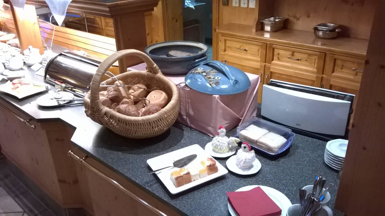 Frühstücksbuffet Burghotel Goldener Hirsch