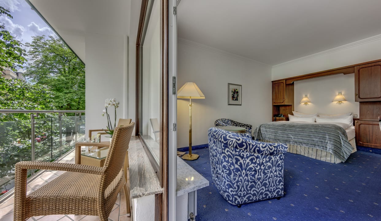 Zimmer Bernstein Villa Kastania