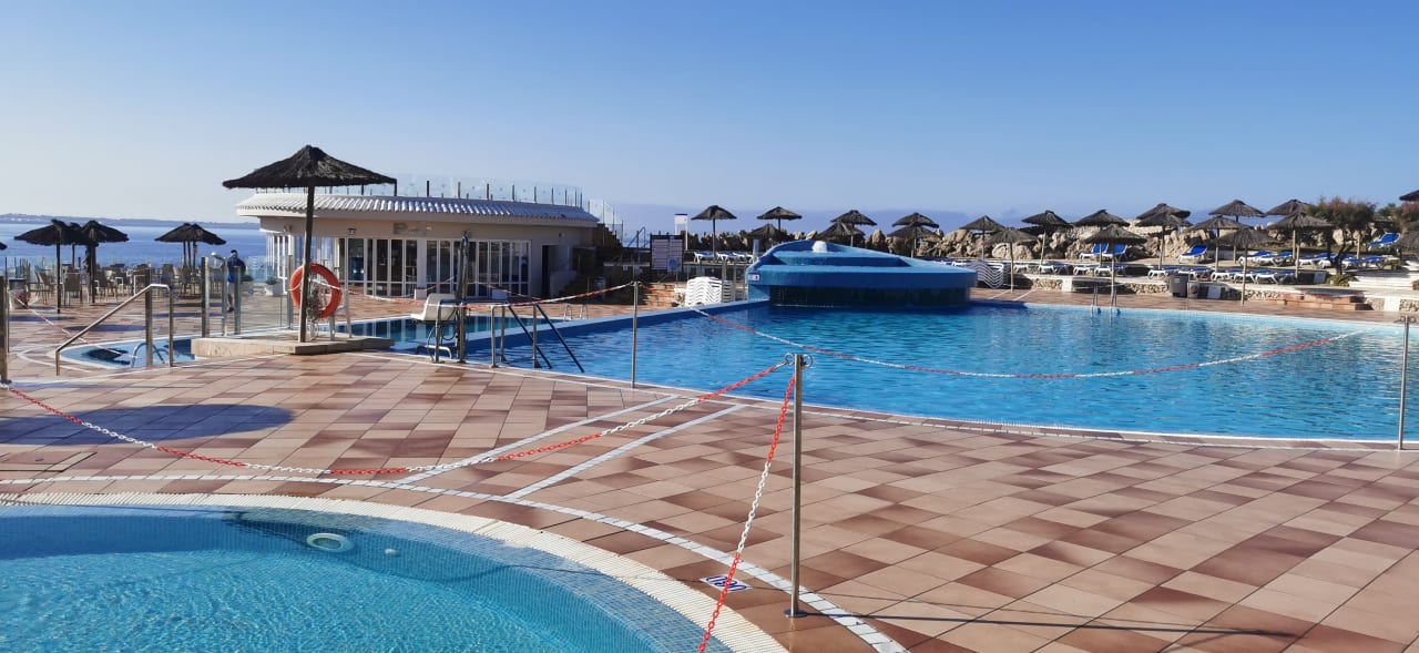 Pool Globales Almirante Farragut