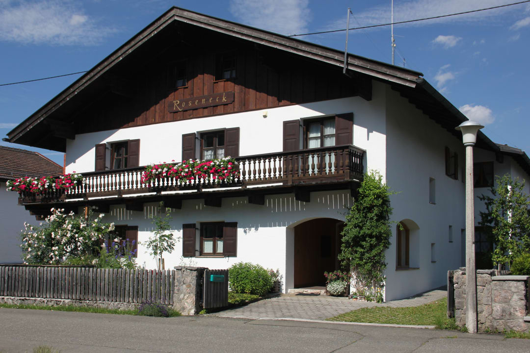 Außenansicht Haus Roseneck