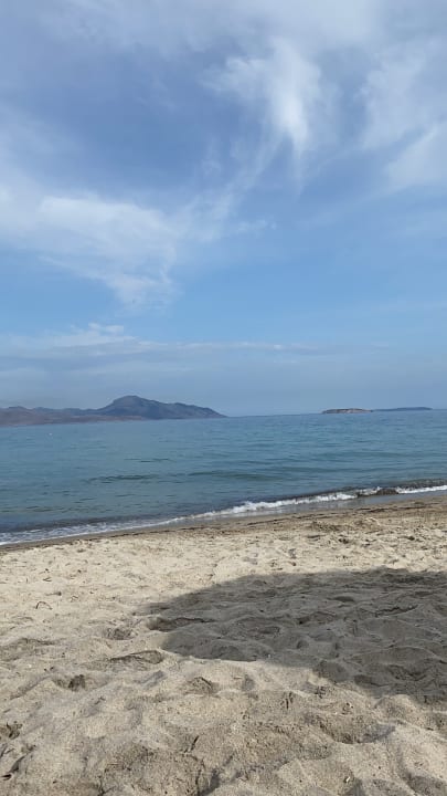 Strand Neptune Luxury Resort