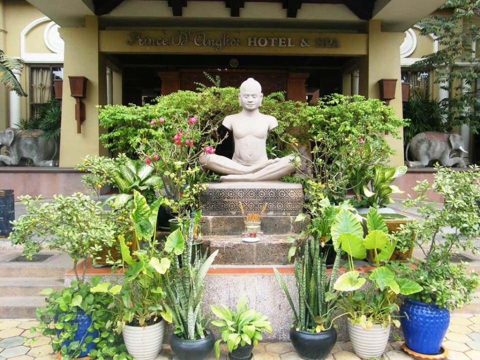 Hoteleingang Prince D'Angkor Hotel & Spa
