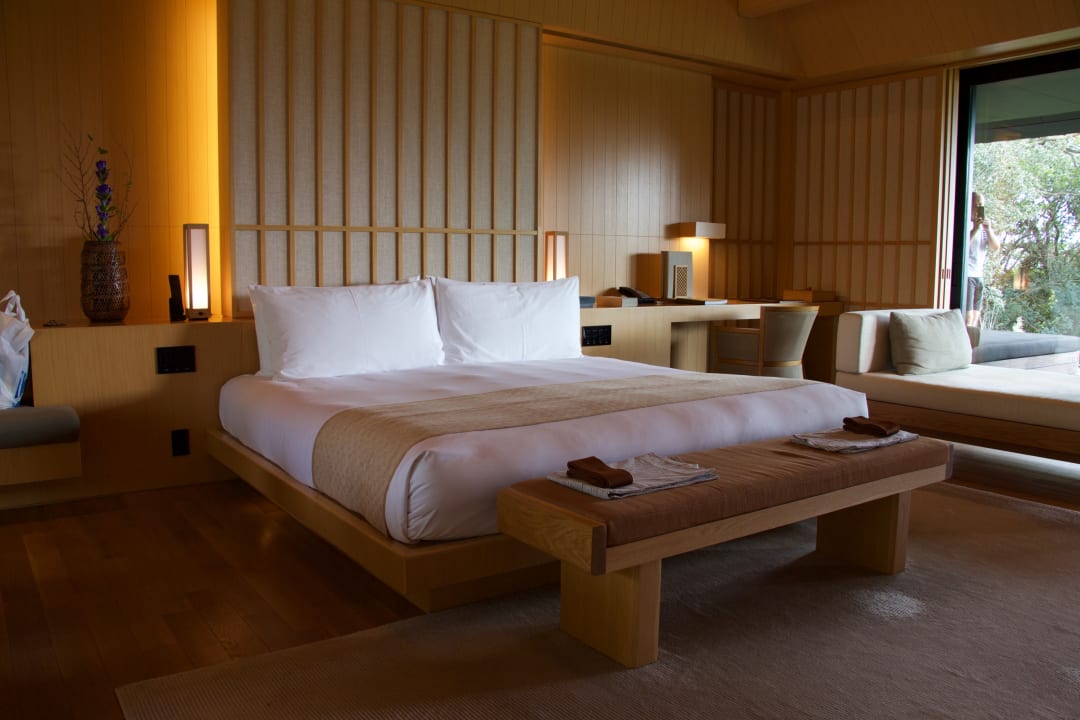 Zimmer Amanemu