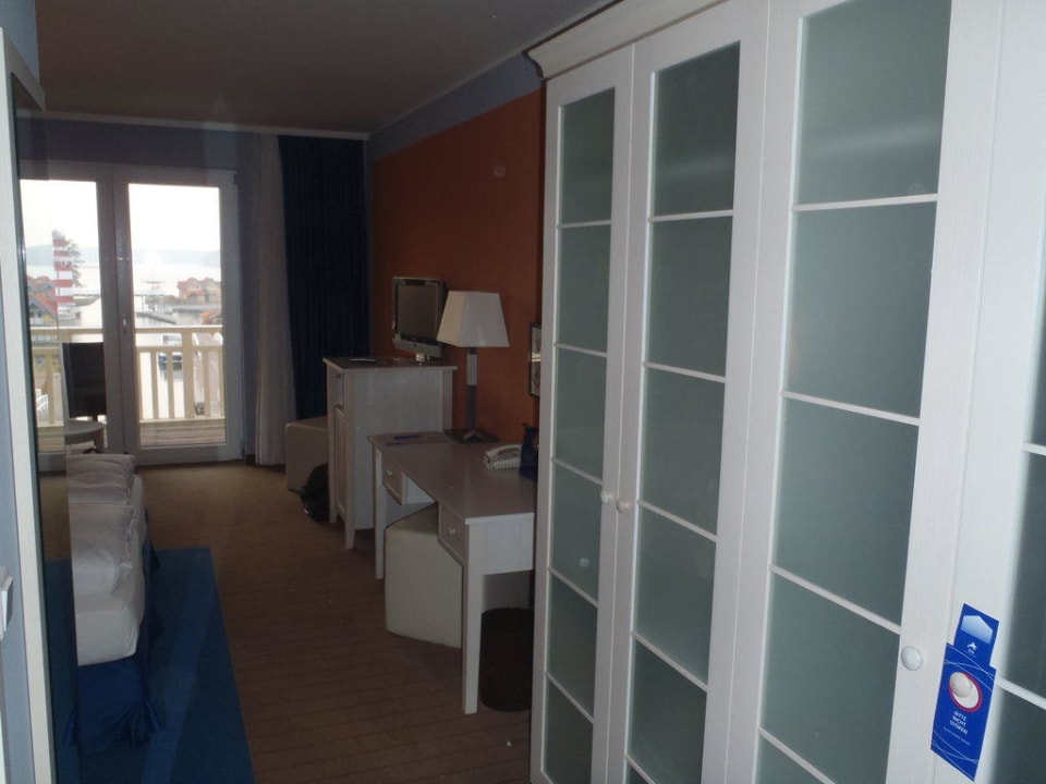 Geräumiger Schrank Precise Resort Hafendorf Rheinsberg