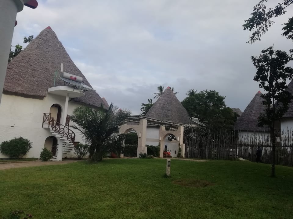 Gartenanlage Neptune Village Beach Resort & Spa