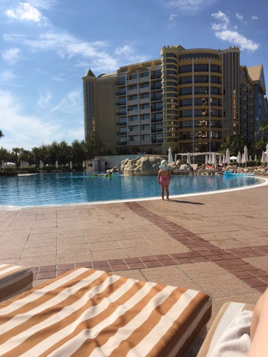 Pool DIT Majestic Beach Resort