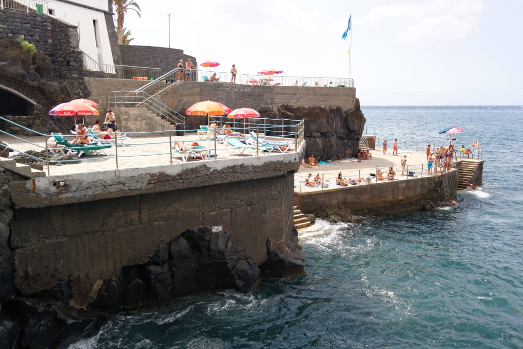 Freibad 100m vor dem Hotel Suite Hotel Eden Mar - PortoBay