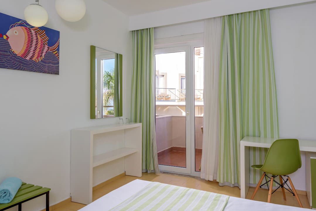 Zimmer Palm Beach Hotel