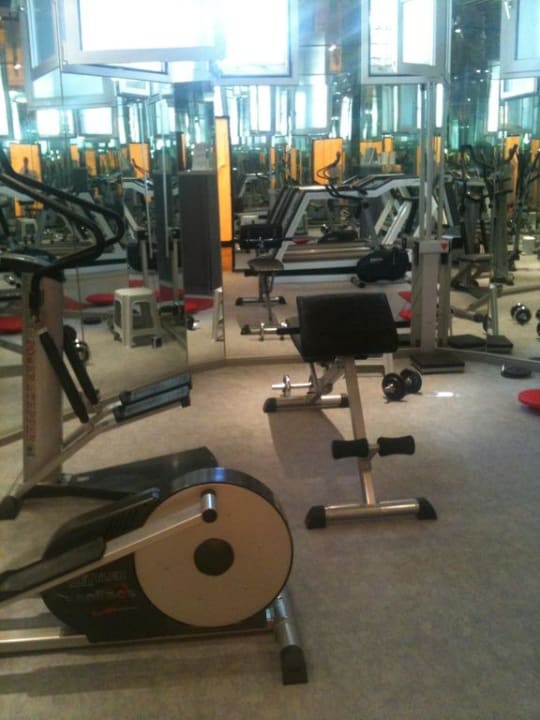 Netter Fitnesssraum mit allen Geräten  Mühl Vital Resort