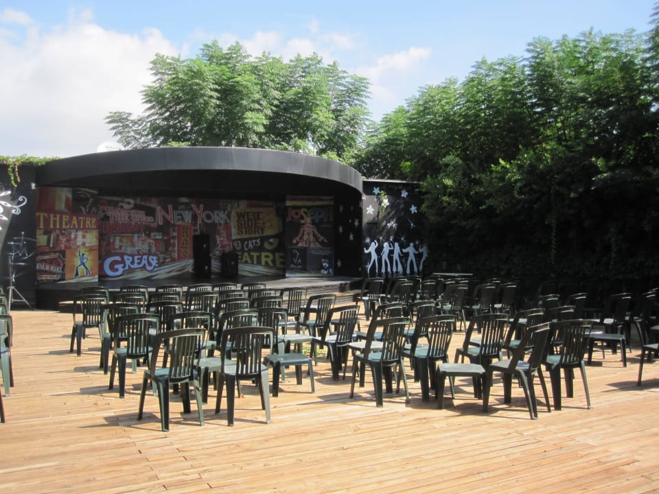 Animation Can Garden Beach