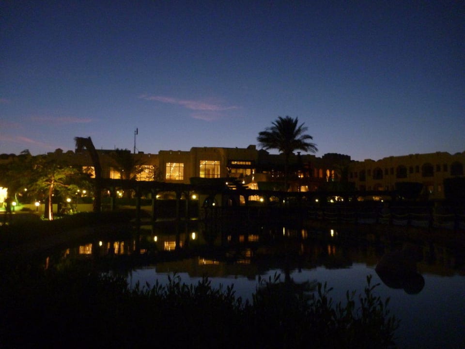 Lobby, Restaurant etc. Charmillion Club Resort