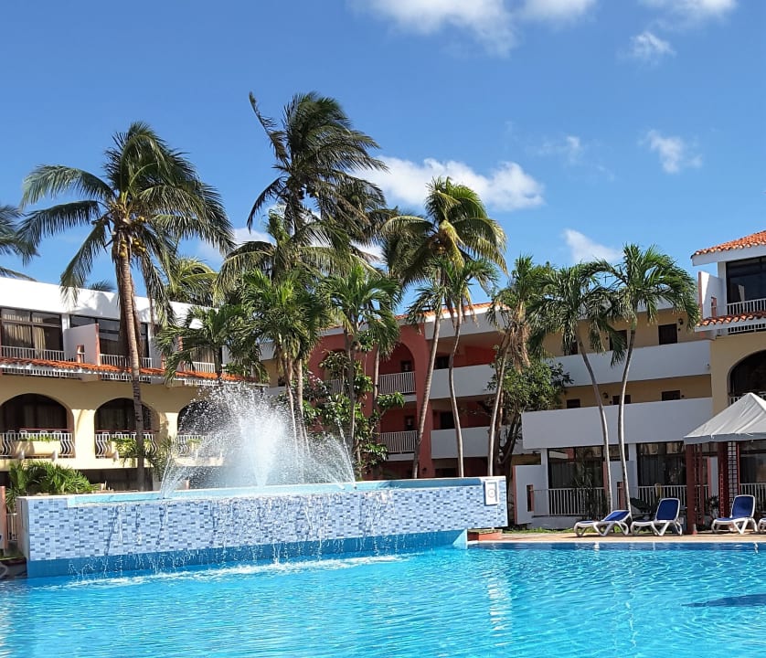Pool Hotel Roc Barlovento