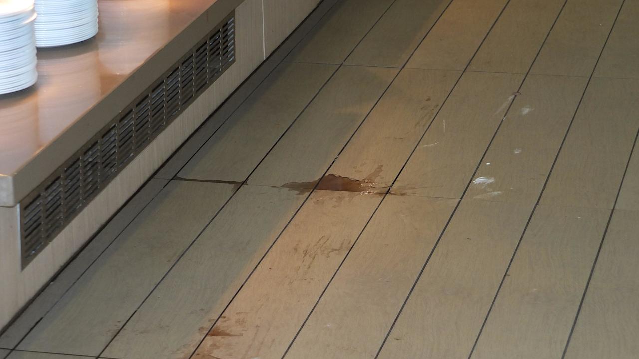 Dirty floor Astral Palma Hotel