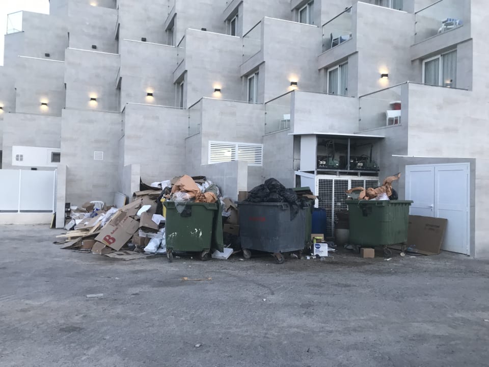 Außenansicht Globales Don Pedro