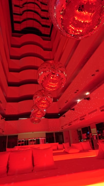 Lobby Hotel SU & Aqualand