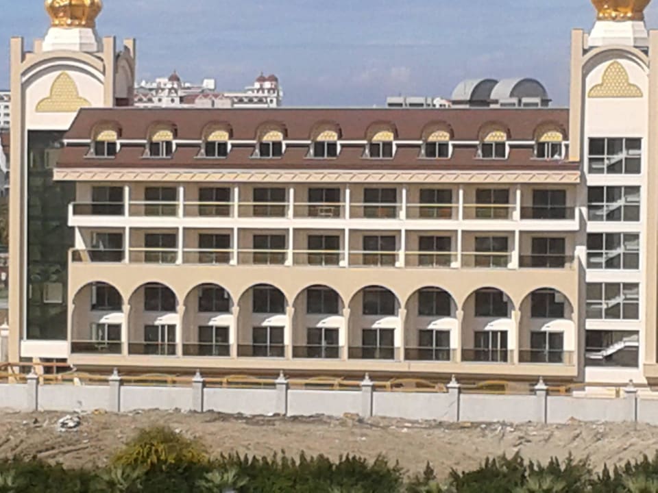 Vom Side Palace her gesehen Well Palace Side