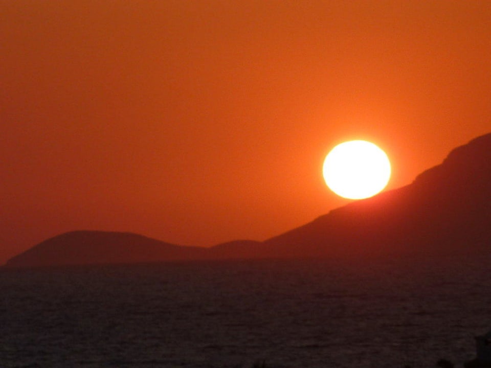 Sonnenuntergang  Neptune Luxury Resort
