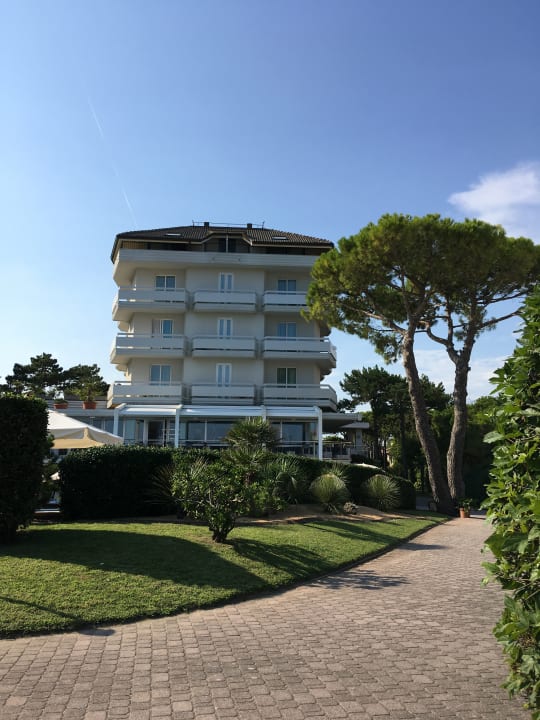 Außenansicht Hotel Garden Sea