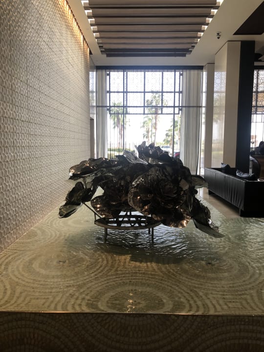 Lobby Park Hyatt Abu Dhabi Hotel and Villas